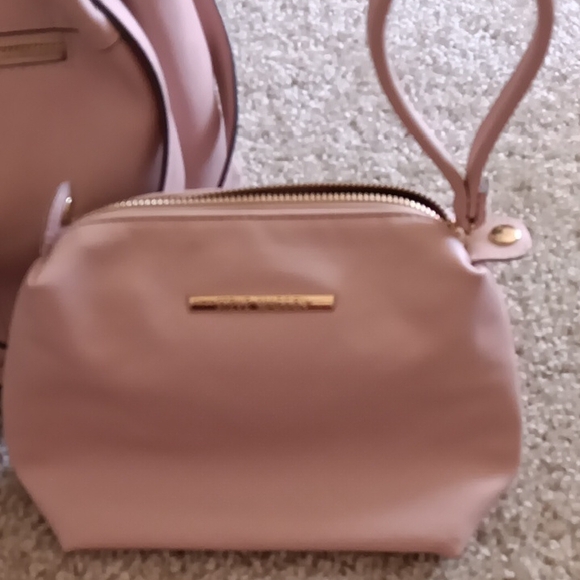 Steven Madden Handbag Set - Picture 2 of 9